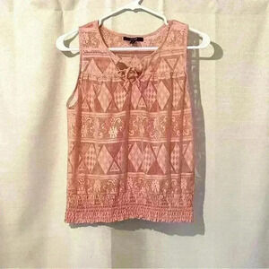 Papaya Woman’s Sleeveless Lace Sheer Top